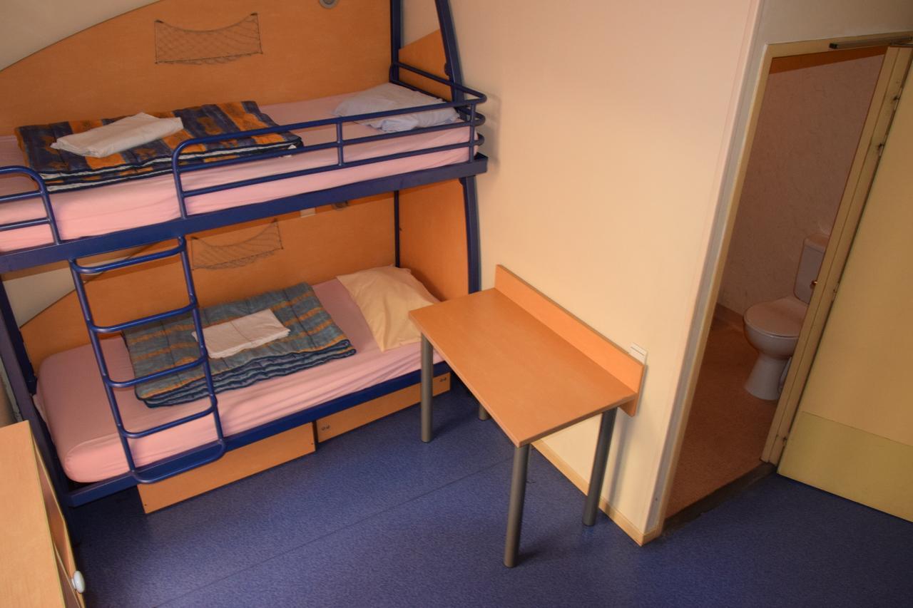 Auberge De Jeunesse Jas De Bouffan Aix-en-Provence Kamer foto